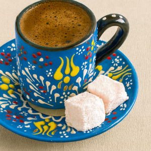 EL YAPIMI ÇİNİ SERAMİK KABARTMA DESENLİ 2' Lİ KAHVE FİNCANI SETİ