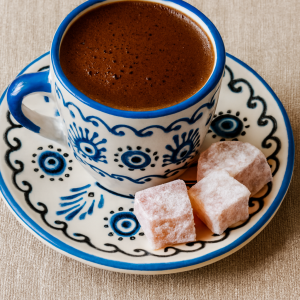 EL YAPIMI ÇİNİ SERAMİK KABARTMA DESENLİ NAZAR MOTİF 2' Lİ KAHVE FİNCANI SETİ