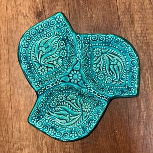 EL YAPIMI ÇİNİ SERAMİK KABARTMA DESENLİ YAPRAK MODEL TURKUAZ / YEŞİL ÇEREZLİK - KAHVALTILIK