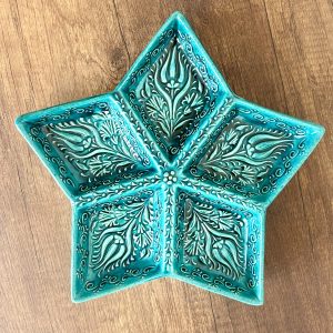 EL YAPIMI ÇİNİ SERAMİK KABARTMA DESENLİ KUTUP YILDIZI TURKUAZ / YEŞİL ÇEREZLİK - KAHVALTILIK